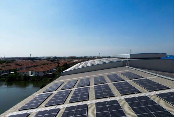 Come scegliere impianto fotovoltaico aziende: guida completa