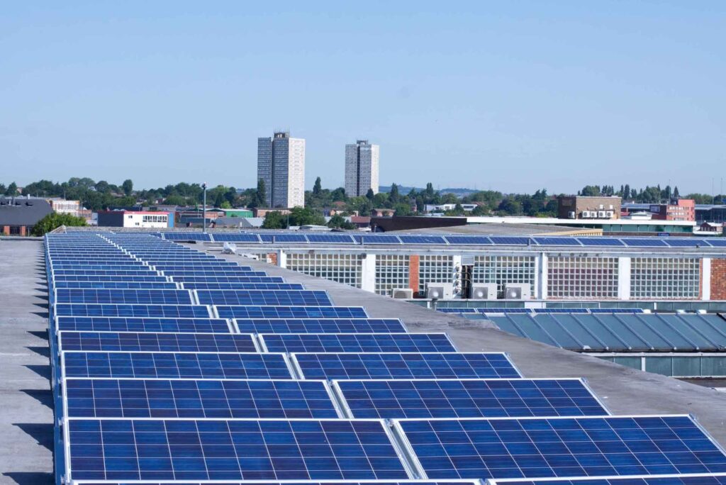 Fotovoltaico finanziamento aziende: guida all’investimento